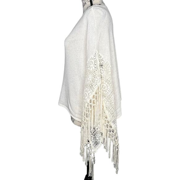 Hollister (OS) Cream Lace Tassel Fringe Sleeve Loose Fit Knit Poncho Top - Picture 3 of 12
